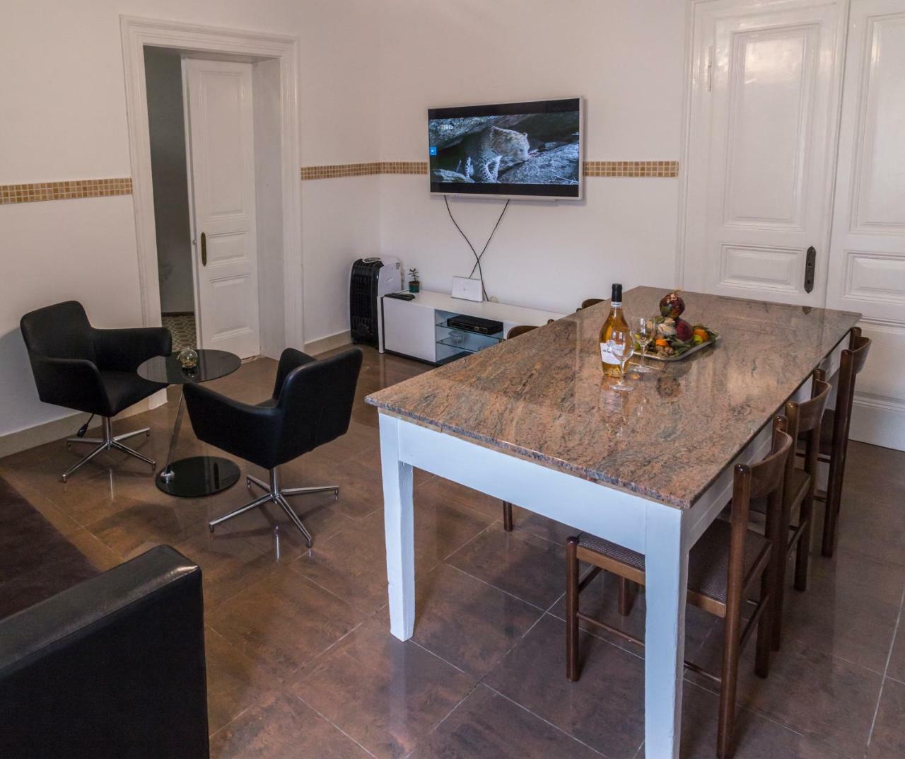 Apartman Natalia Tivat Exteriör bild