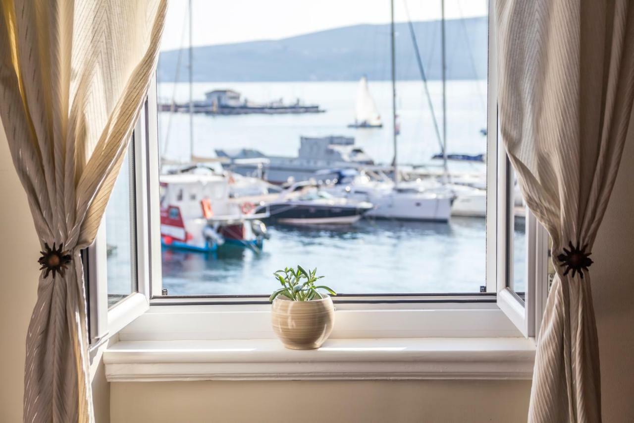 Apartman Natalia Tivat Exteriör bild